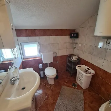 Lujic Appartement *