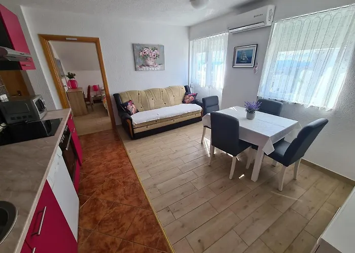 Lujic Appartement *