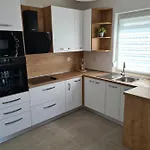 Lujic 크리크베니카