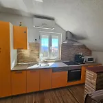 아파트 Lujic