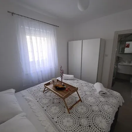 Apartman Lujic