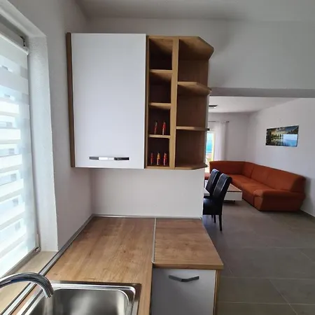 Lujic * Crikvenica