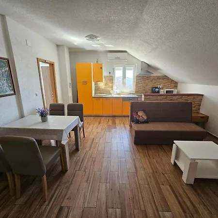 Lujic Apartman Crikvenica