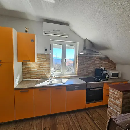 Apartman Lujic