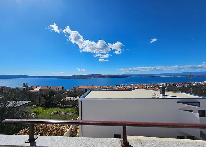 Lujic * تْسْغيكفانِتْسا